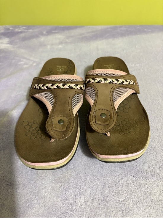 Hush Puppies Brown and Pink Braided Thong Sandals - Picture 2 of 9